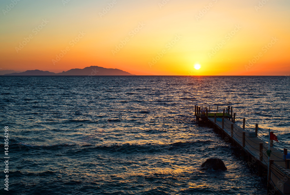 Obraz premium Red Sea in Egypt during sunrise