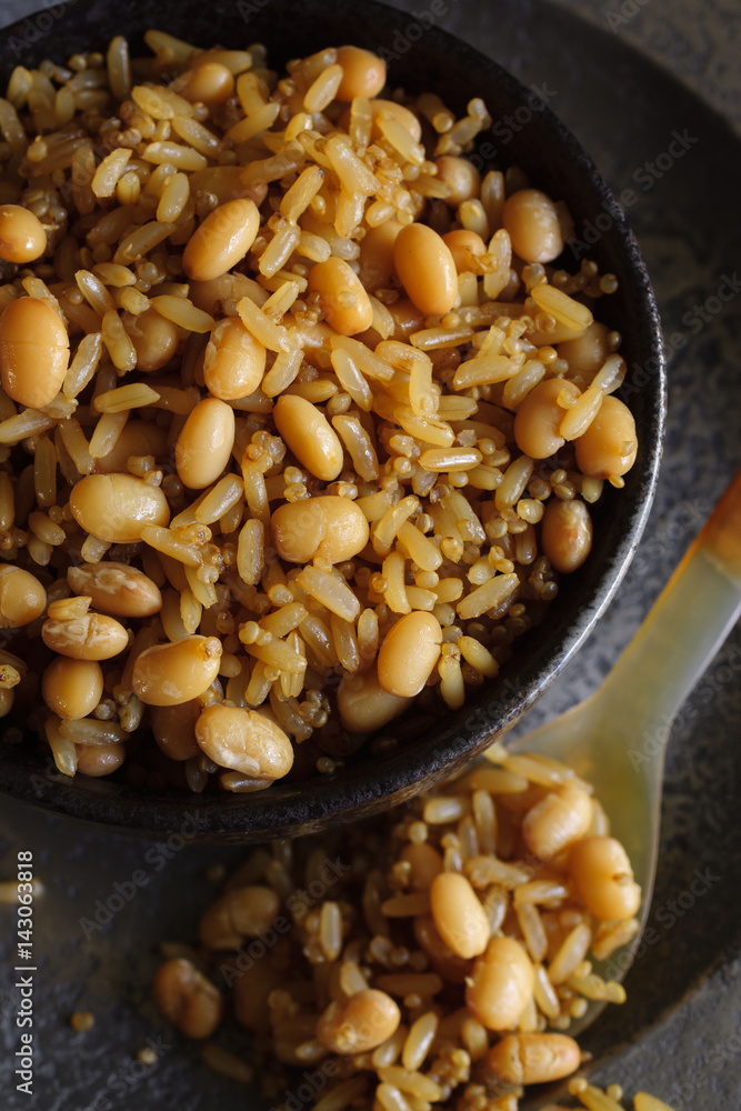 Brown rice navy or haricot beans and Quinoa Brown rice navy or haricot beans and Quinoa