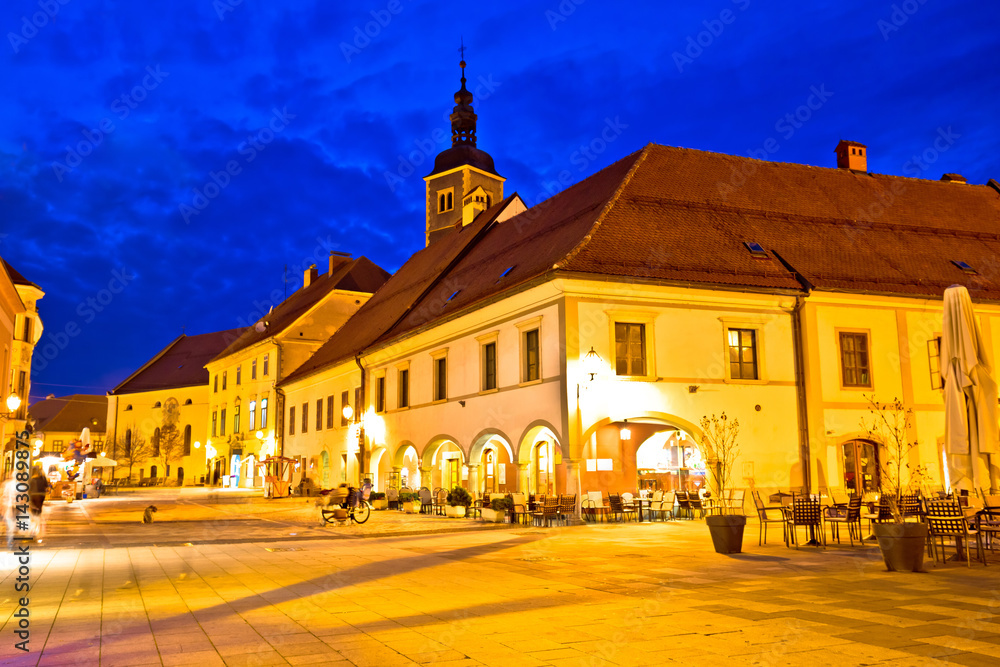 Obraz premium Varazdin baroque square evening view
