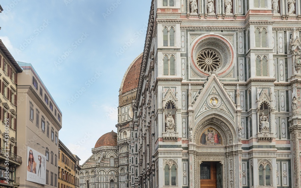 Basílica catedral de Santa Maria del Fiore (Duomo) en Florencia, Italia (Opera di Santa Maria)