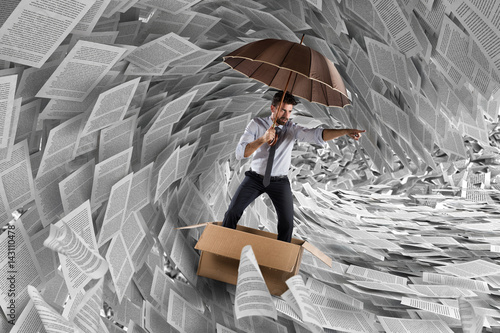 Bilde på lerret Navigate the storm of bureaucracy