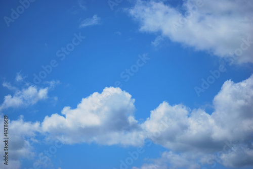 Fototapeta Naklejka Na Ścianę i Meble -  Clouds and blue sky