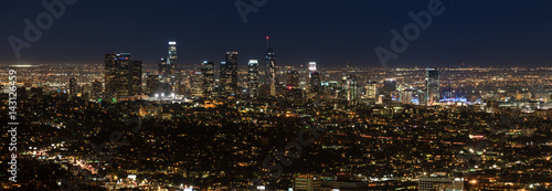  Los Angeles, California, USA downtown skyline at night © Sono Creative