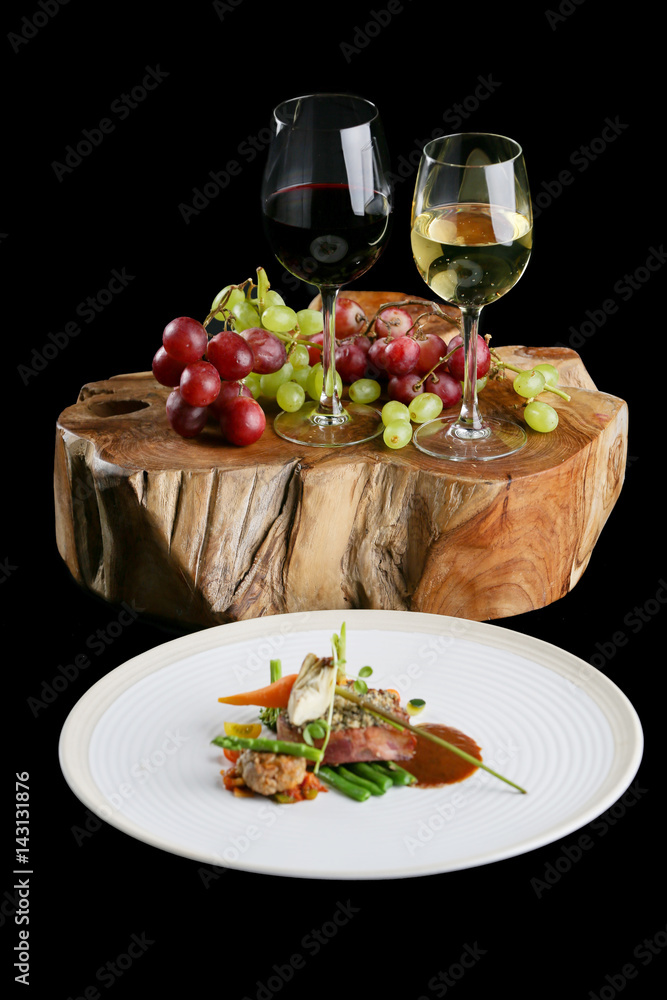 Dinner plate and wine presentation