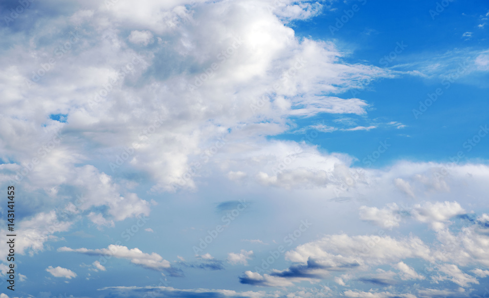 Nuebes in the blue sky. Fresh air. Meteorology.