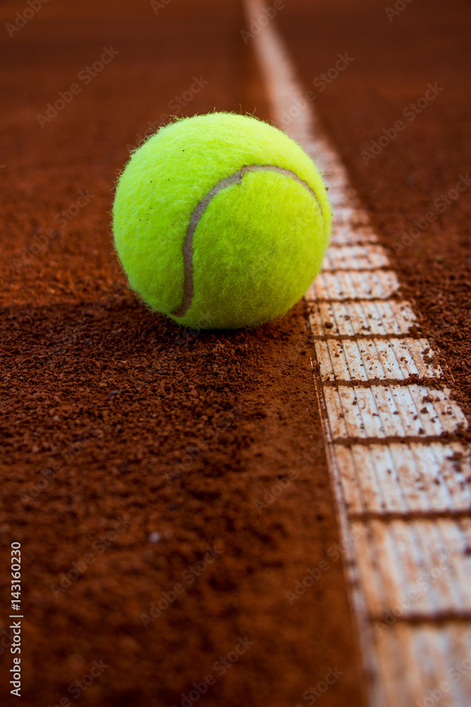 Tennisball on Court