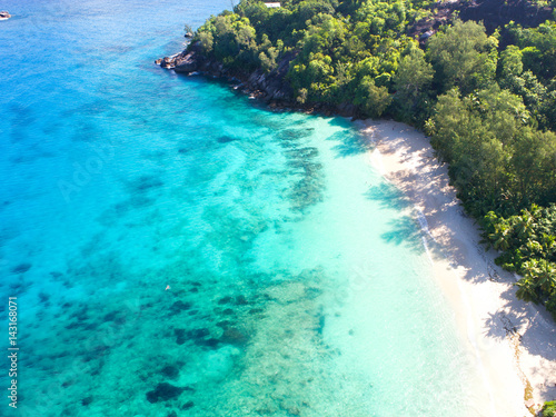 Anse Soleil - nat  rlicher Strand Seychellen