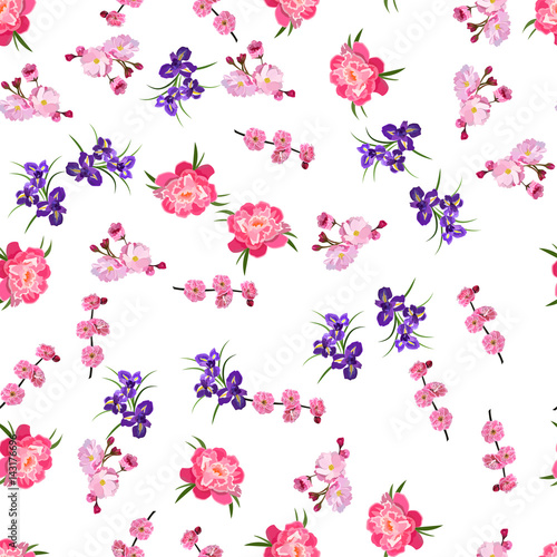 Purple Iris flowers © lacrimastella