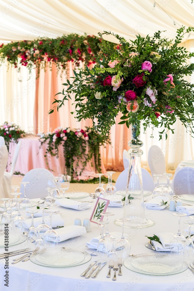 table setting at a banquet