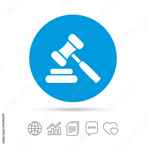 Auction hammer icon. Law judge gavel symbol.