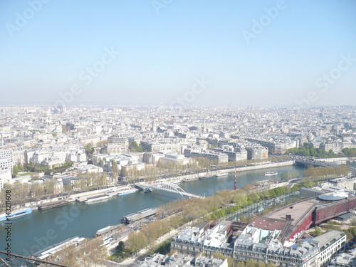 View on Paris in sunlight © Sandra