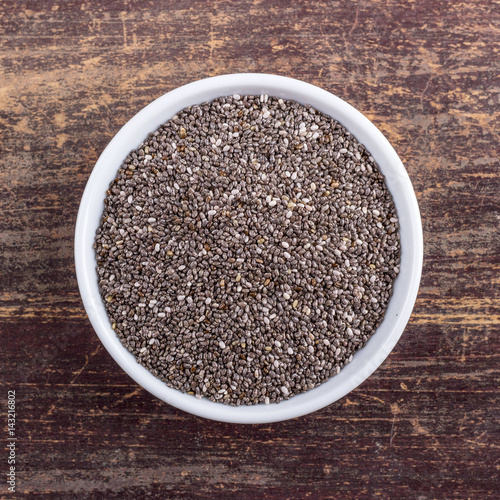 chia seeds / Porcelain dish with chia seeds