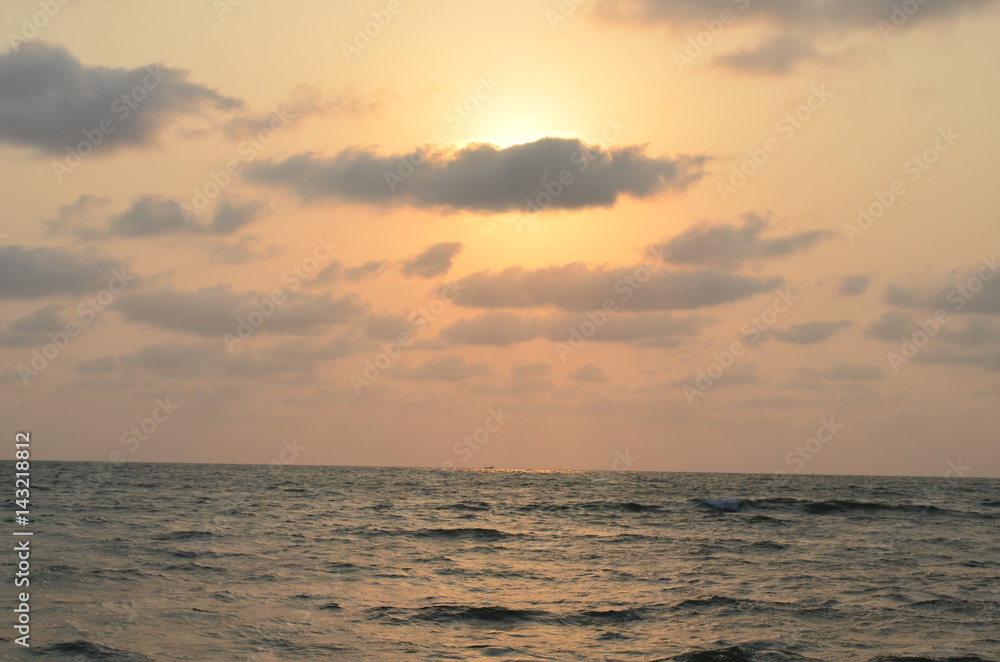 Obraz premium decline over the sea in India