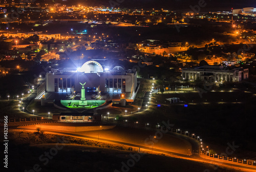 State-House bei Nacht, Windhoek photo