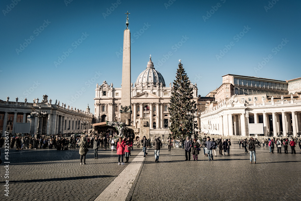 Saint Peter's Square ready for Christmas