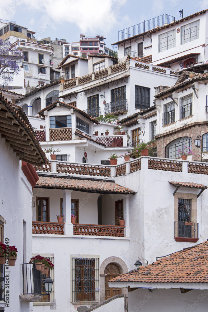  Hillside houses in Taxco