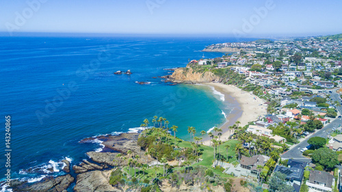 Emerald Bay, Laguna Beach, Southern California  © rouda100