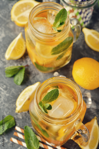 Cold tea with lemon and mint