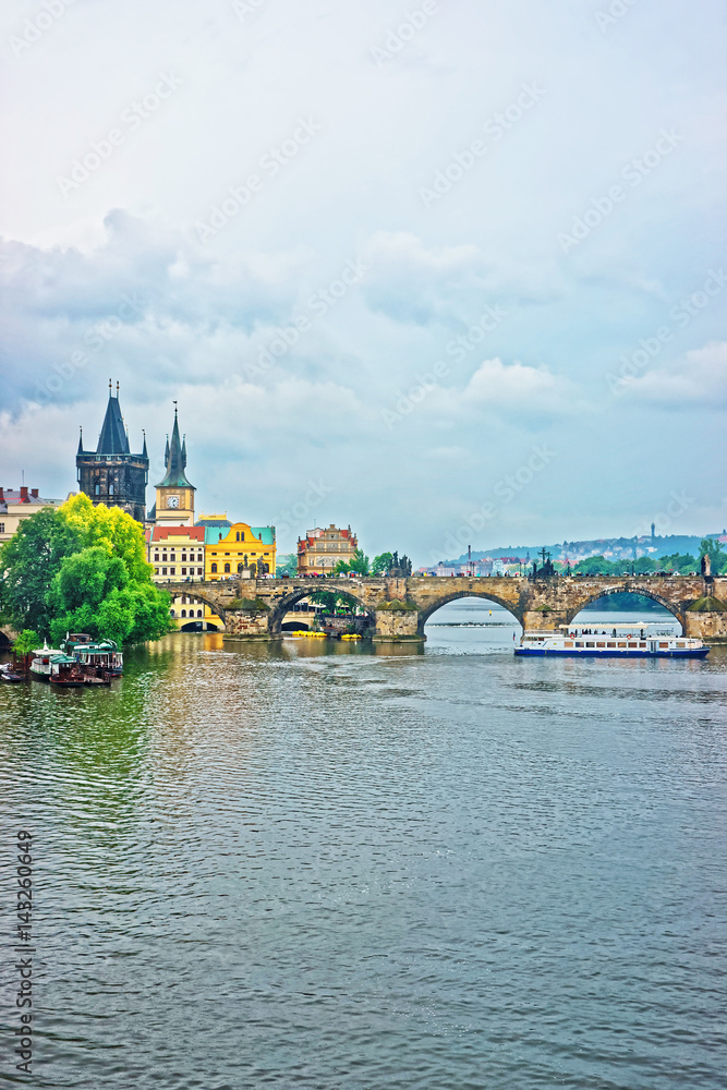 Naklejka premium Water Ferry at Charles Bridge in Prague