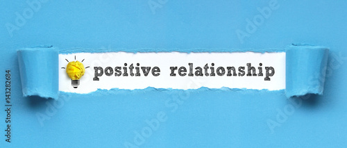 positive relationship / papier