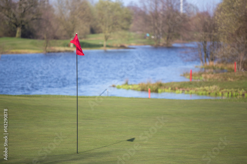 golf tee flag