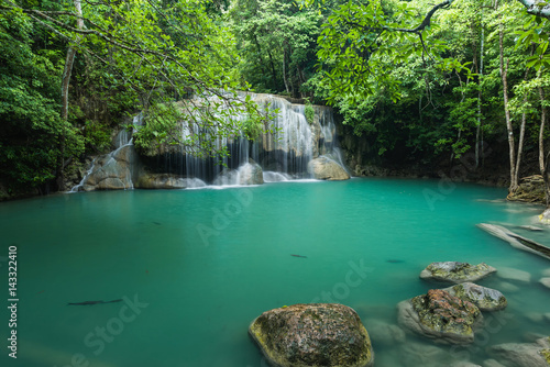 Fototapeta Naklejka Na Ścianę i Meble -  Beautiful and Breathtaking green waterfall, Erawan's waterfall, Located Kanchanaburi Province, Thailand