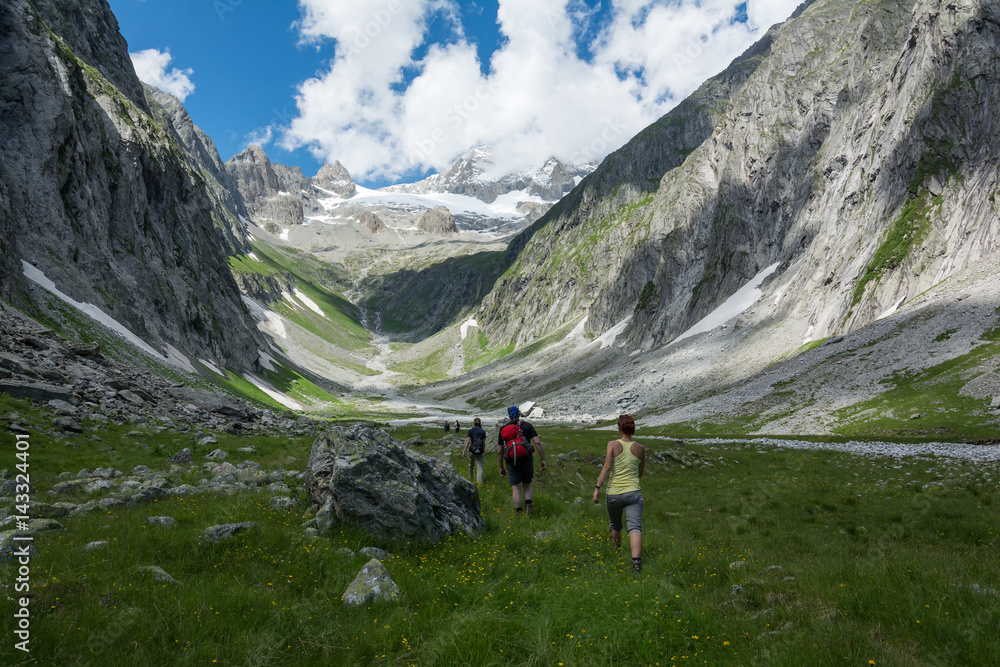 Bergtal in der Schweiz