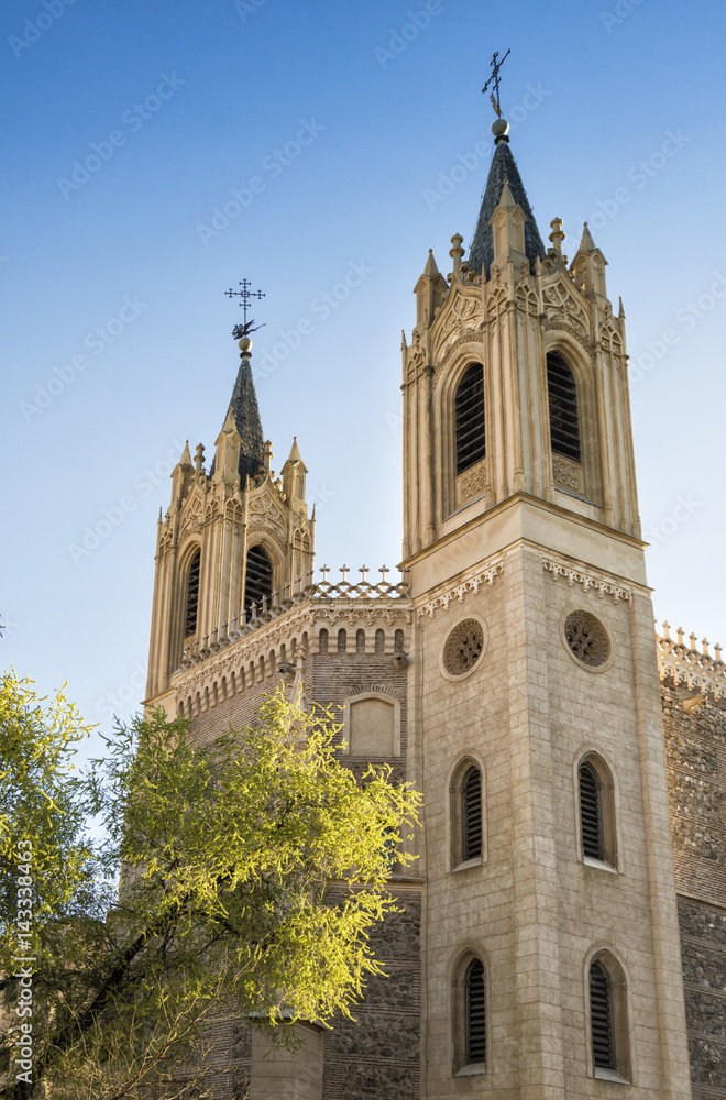 Iglesia de los Jerónimos. Torres