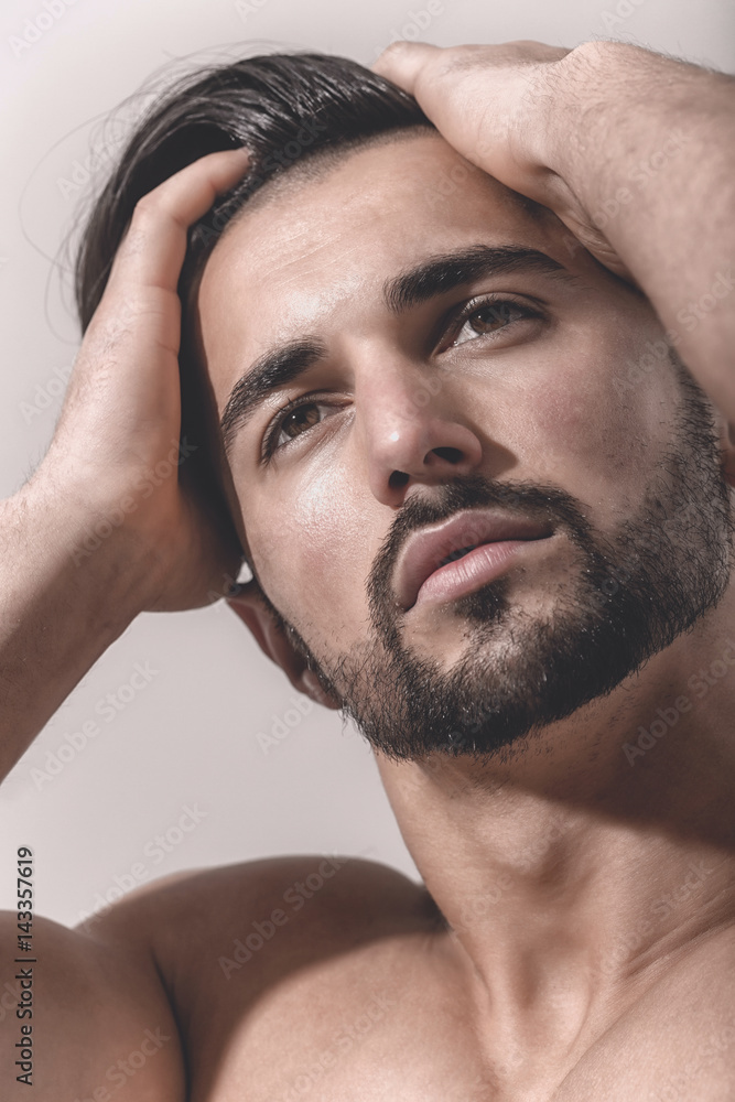 Dreamy male look. Bearded face of strong man. Dream or thoughts. Beautiful  face of sexy guy. Attractive man close up. Brown eyes and black hair white  men foto de Stock | Adobe