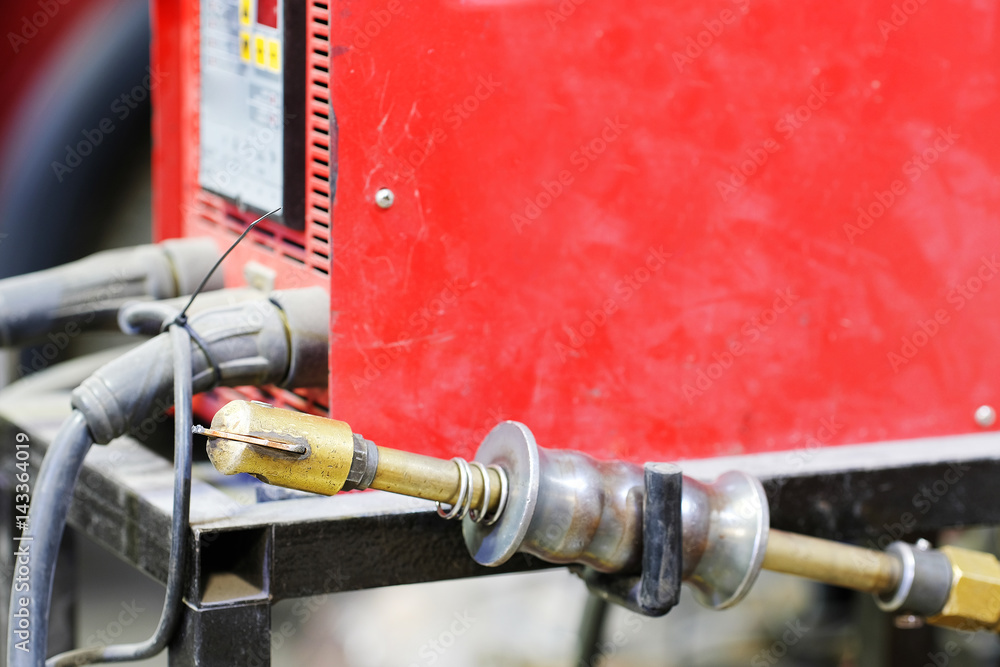 Welding apparatus close up