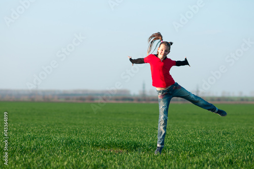 girl,child,jumping,dancing
