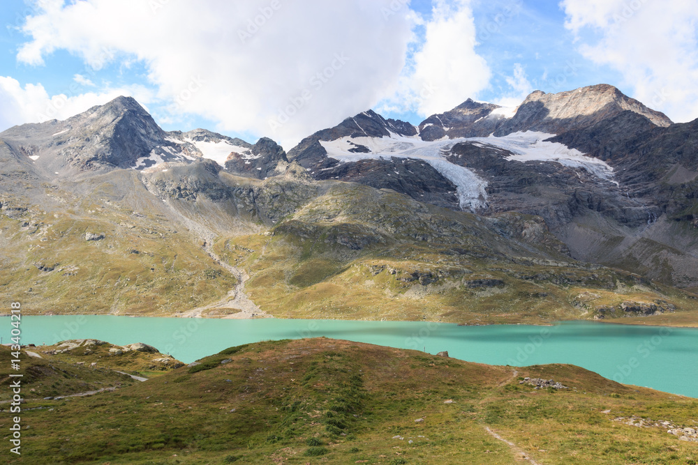 Lago Bianco dal passo del Bernina