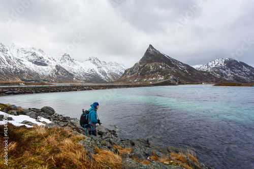 Travel photographer on Lofoten © castenoid