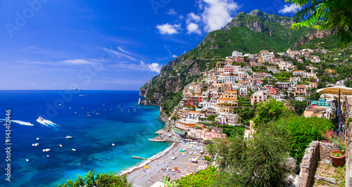 Canvas Print Beautiful coastal towns of Italy - scenic Positano in Amalfi coast