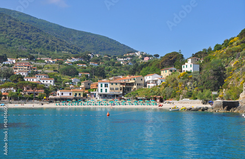 Gorgeous beach on the island of Elba © Antonina