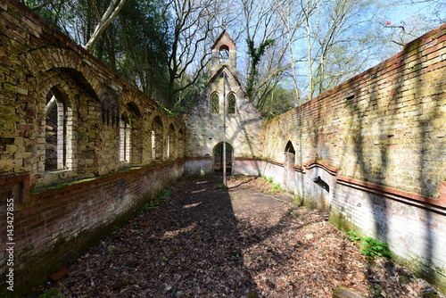 Fototapeta Naklejka Na Ścianę i Meble -  The ruins of Bedham church which also used to be a school until 1925.