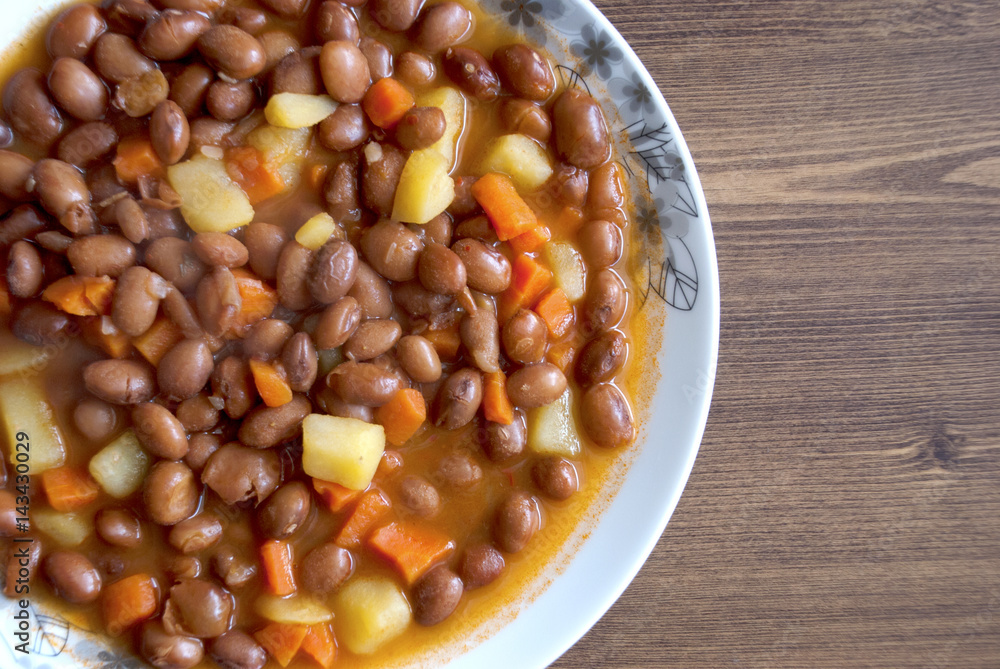 Turkish food: Cooked Kidney Beans (Barbunya pilaki) Turkish food: Cooked Kidney Beans (Barbunya pilaki)