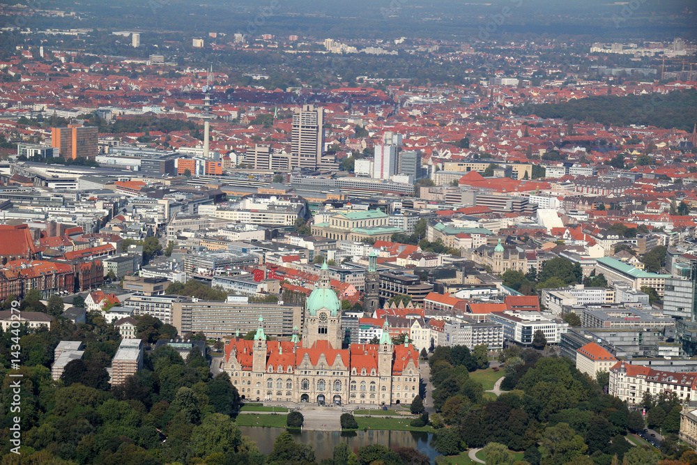 Luftaufnahme Stadt Hannover / Aerial view of Hanover (Germany)