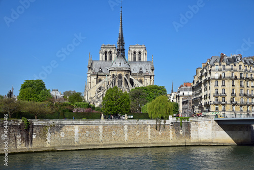 Notre-Dame et île de la Cité à Paris, France