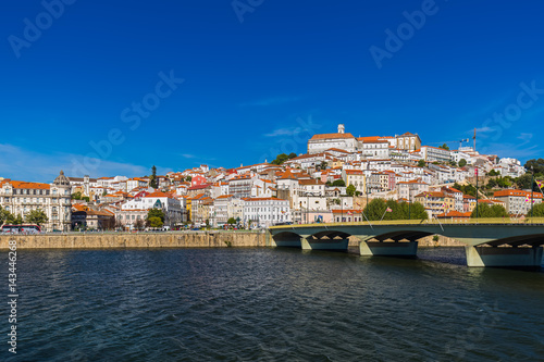 Fototapeta Naklejka Na Ścianę i Meble -  Coimbra old town - Portugal