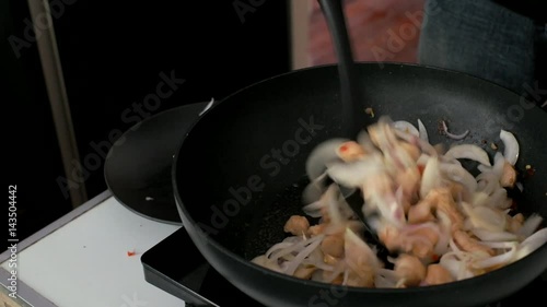 ​​
Stir Fried Chicken breast
cooking in the kitchen,techniques for home cooks
