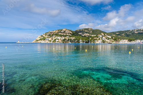 Fototapeta Naklejka Na Ścianę i Meble -  Port d'Andratx, Mallorca - old village in bay with beautiful coast - spain