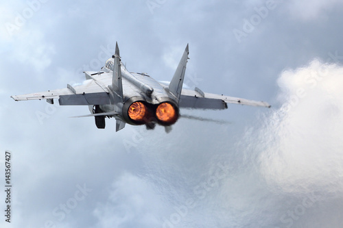 Photos MiG-31BM RF-92379 jet fighter takes off at air force base