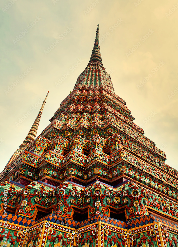 Fototapeta premium multicolored Buddhist temple
