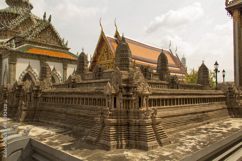 Fototapeta premium Buddhist temple, Bangkok, Thailand