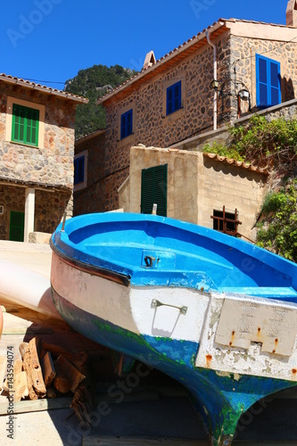 Blue boat 