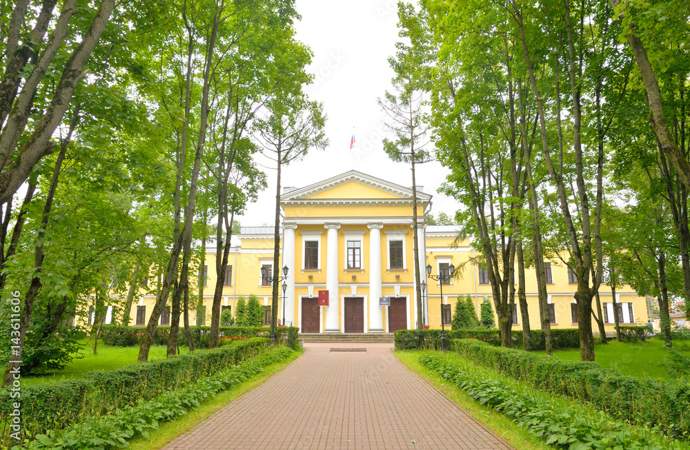 The palace in classical style in Gatchina. The palace in classical style in Gatchina.