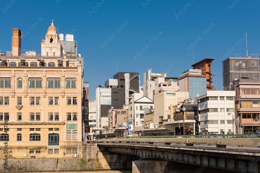 Kamo river view - Kyoto Japan - Shijo bridge