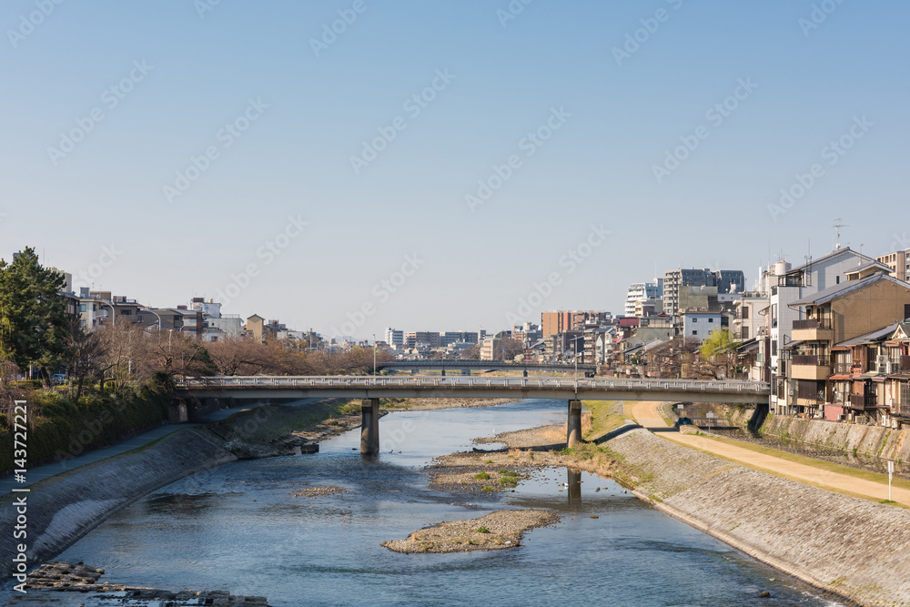 京都 - 鴨川 / Kamo river view - Kyoto Japan - Donguri bridge