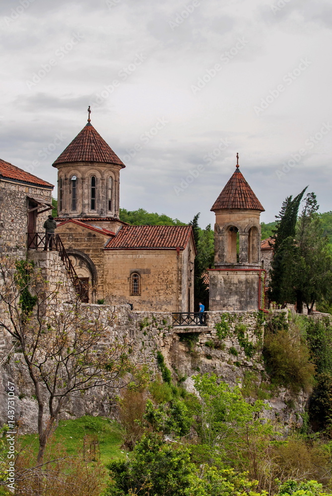 Motsameta Monastery - a small temple in the surrounding area of Kutaisi. It buried Martyrs David and Constantine. It located in a picturesque location on a cliff at the winding river.